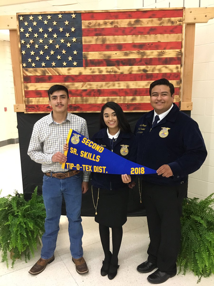ffa_rio's tweet photo. Rio Hondo FFA Banquet. @RHHS_Bobcats https://t.co/XqHt0n0GDd