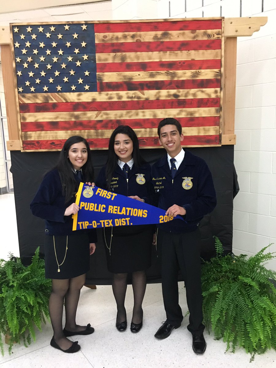 ffa_rio's tweet photo. Rio Hondo FFA Banquet. @RHHS_Bobcats https://t.co/XqHt0n0GDd