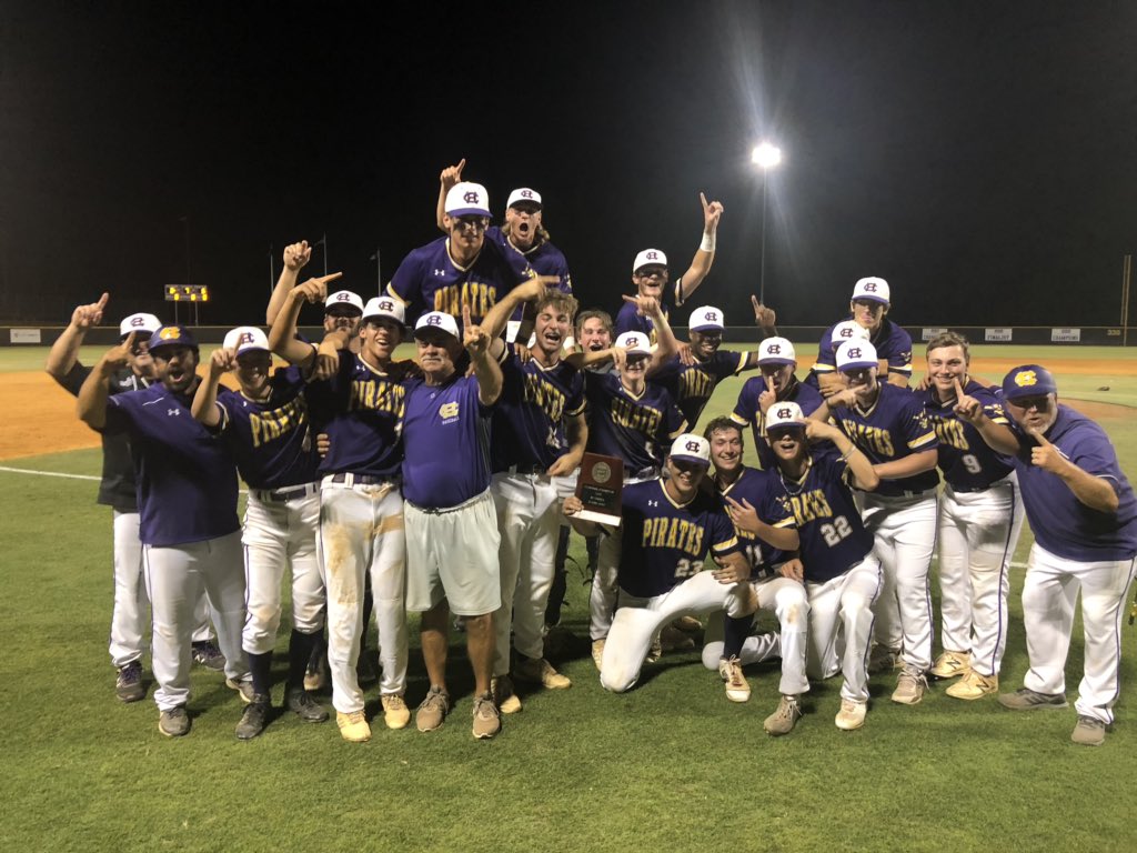 Dr_BrianJohnson's tweet photo. We are off to the state championship! Great job CHHS Baseball! #RaiseTheFlag #CorinthCrew @CHHSPirates https://t.co/IY6PUYySbB