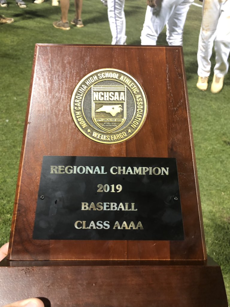 We are off to the state championship! Great job CHHS Baseball! #RaiseTheFlag #CorinthCrew <a href="/CHHSPirates/">Corinth Holders High</a>