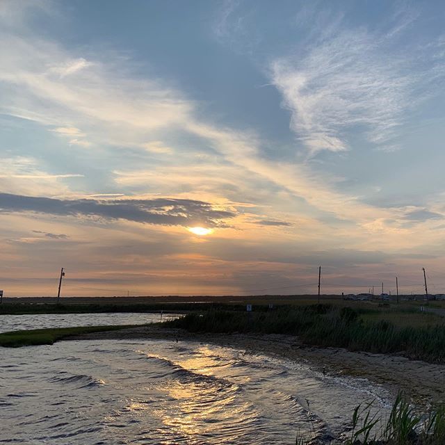 Rap_Resources's tweet photo. Being near water is super relaxing. https://t.co/yoGPMXDECQ https://t.co/1fseCCZJi2