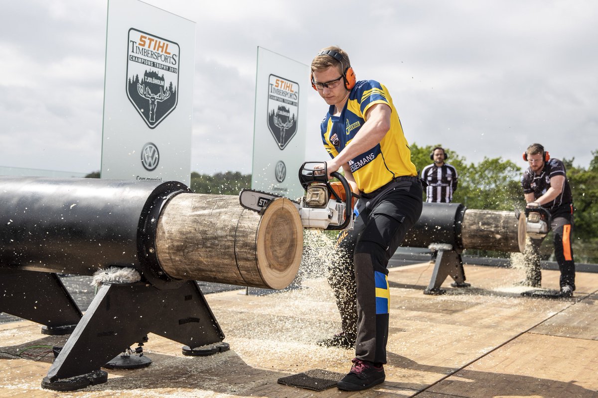 TIMBERSPORTSint's tweet photo. Today's STIHL TIMBERSPORTS® Rookie World Championship came to an enthralling end when New Zealand's Chris Lord beat Australia's Josh Bakes on a 0.23-second edge thanks to their 32 point tie! Third place was awarded to local hero Emil Hansson. 💪

#championstrophy2019 #rookies https://t.co/u7IQKoGm3a