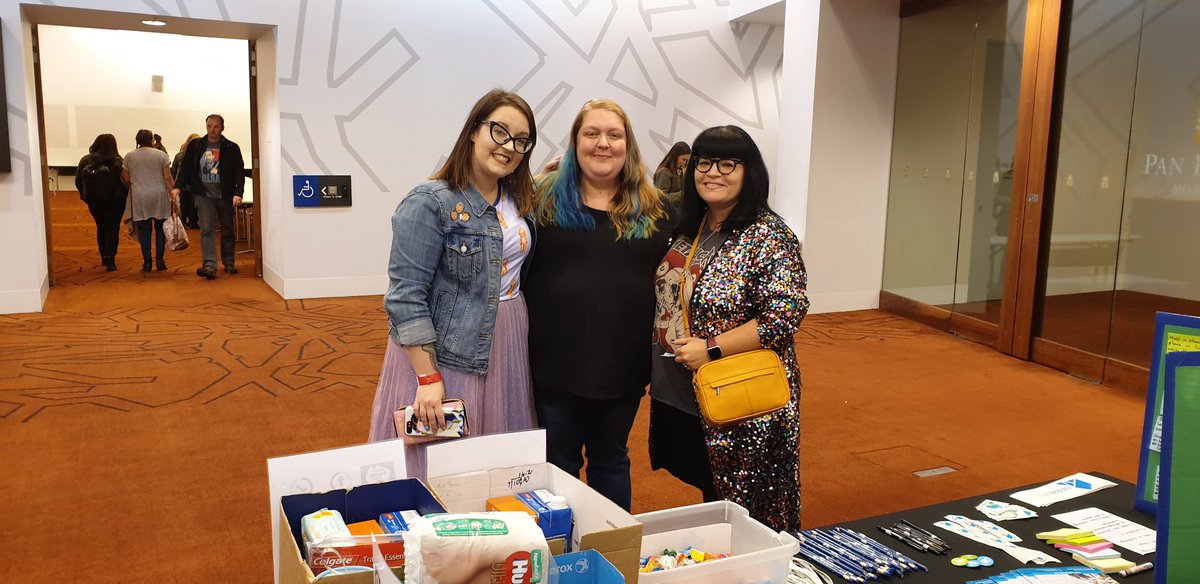 RAEventsTeam's tweet photo. More donations received for the foidbank from a lovely group of ladies. #HUBKindnessChallenge @RandomActsOrg https://t.co/94jshQvqQq