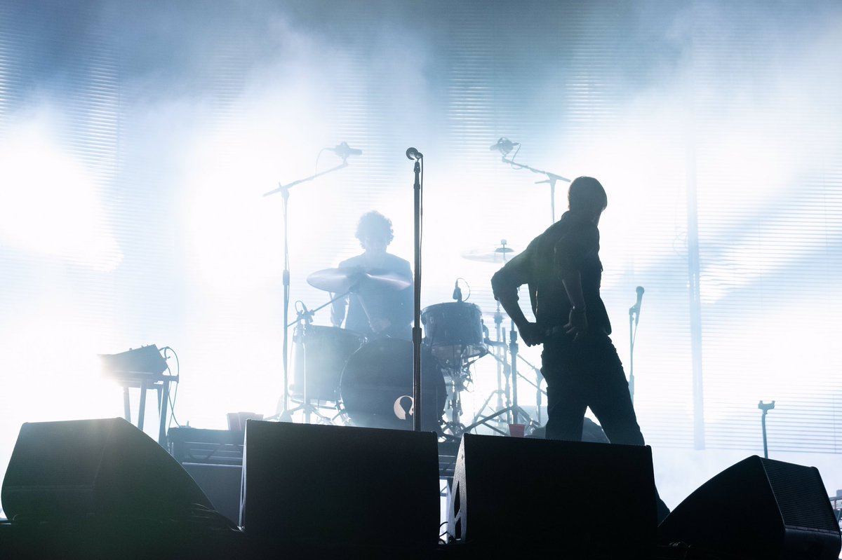oliverjcole's tweet photo. Saturday headliners, @thestrokes @  @allpointseastuk festival https://t.co/1lQR8m2W7I