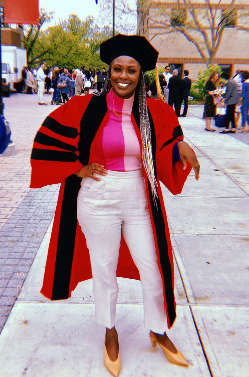 sammusmusic's tweet photo. Doc Sammus on the horizon ~ happy graduation day Cornell class of 2019 ✨ I'm incredible https://t.co/wqvZsxmjm1