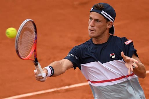 LANACION's tweet photo. Agenda de TV de domingo: Boca-Argentinos, Roland Garros y el GP de Mónaco https://t.co/3MGoTZH1Qr https://t.co/kFHzWJcfbm