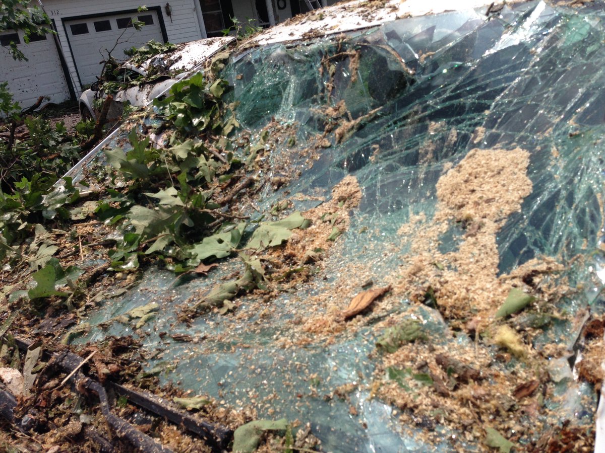 DEdHoggatt's tweet image. Reaction to Life&apos;s Storms:  my reflection on the Carl Junction tornado that just missed our house

hoggatteer.weebly.com/homeroom/react…

#SchoolBusyness
#TeachingSimplified
#Resilience
#Grit