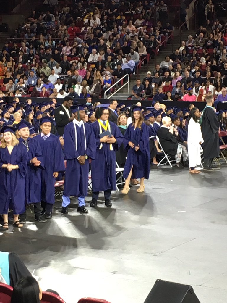 wright4justice's tweet photo. I attended my niece’s graduation this weekend.  It was beautiful.  Her school is 24% white, 36% Latino, 28% black, with many immigrants.  These kids were so joyful and resilient.  This is the USA - people supporting one another.  Best feeling in a loooong time https://t.co/vmCUVeJL4s