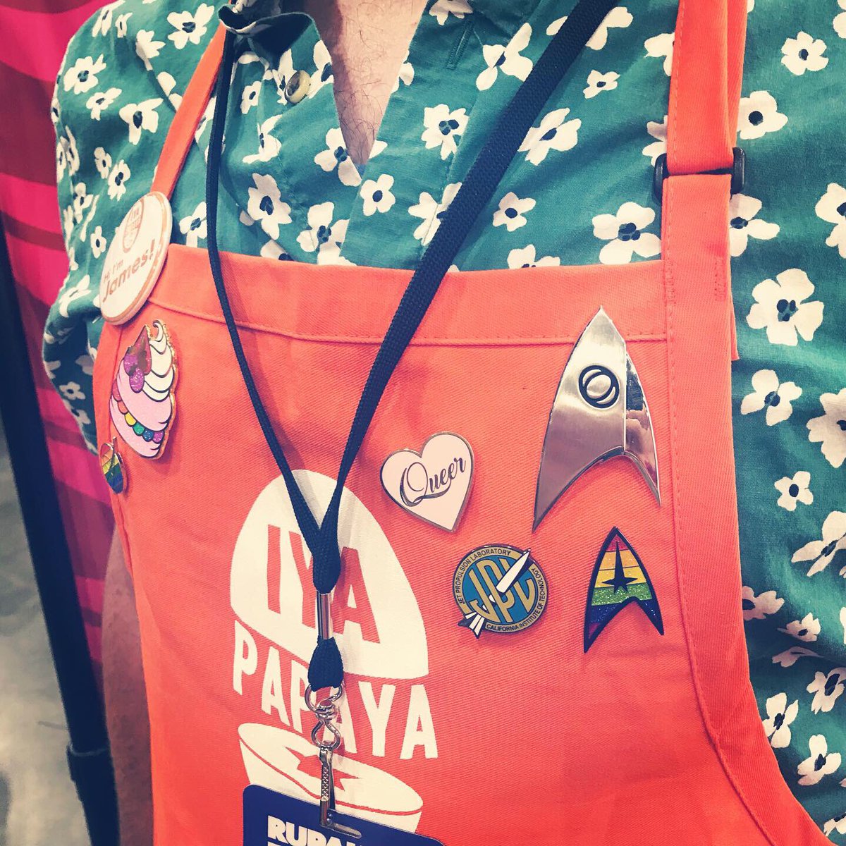 jtuttlekeane's tweet photo. Spending the weekend with my partner at #DragCon, selling #Iyapapaya pins (while wearing some #StarTrek, #JPL, and #NASApride badges, too) https://t.co/grPYg78nJX