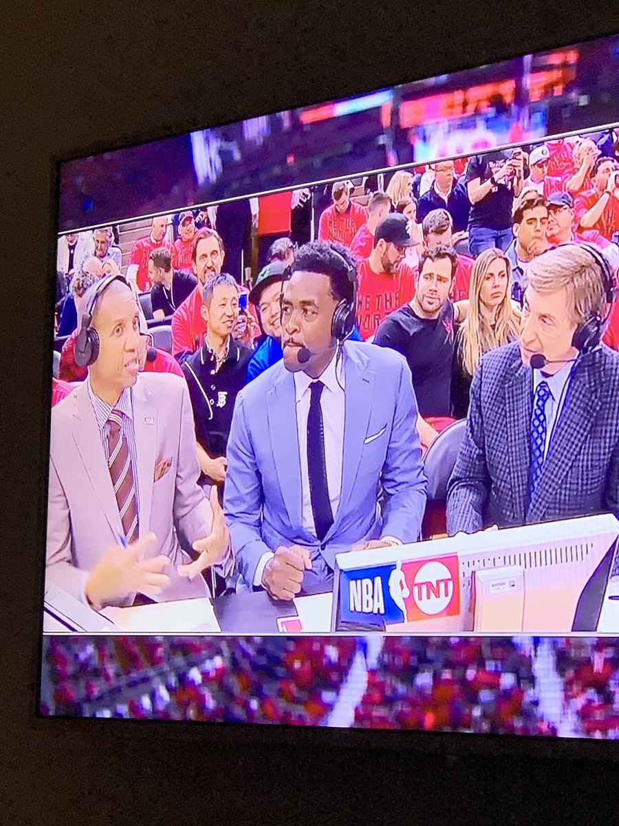 Lockdownpullup tweet media