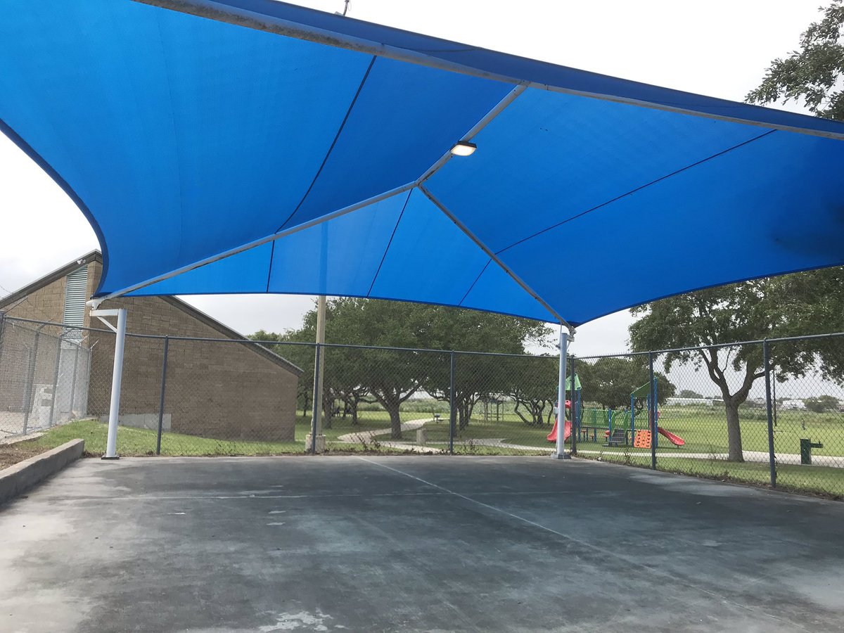 ParkerPoolCC's tweet photo. Our gorgeous new shade sail makes a great spot for pool parties. Details on having a pool party at Parker: https://t.co/jLCsDHE5s3 https://t.co/RCwpnNYyuq