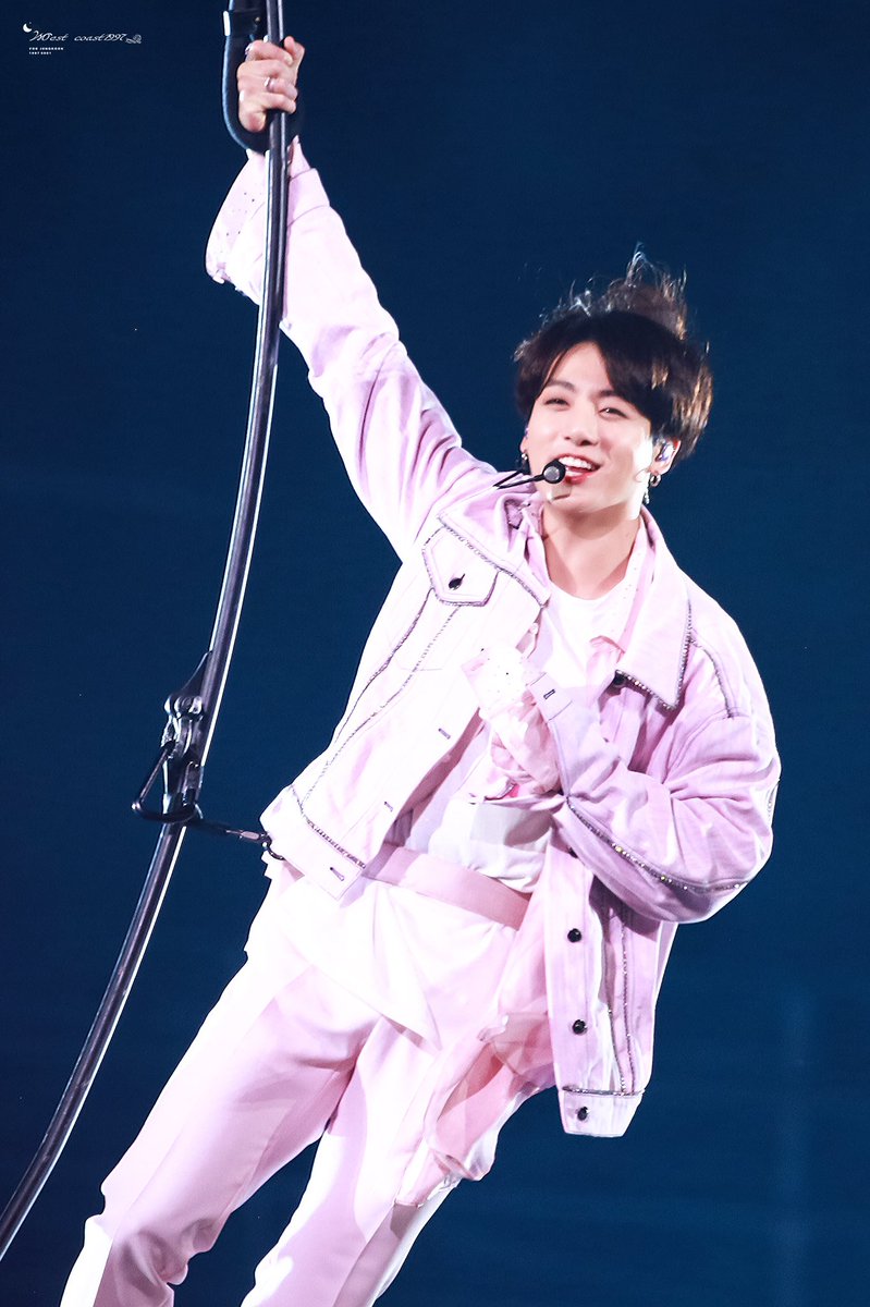 WCoast1997's tweet photo. 2019/05/25
SY in Sao Paulo HD

#BTS  BTS
#정국 #JungKook 

@BTS_twt @bts_bighit https://t.co/0PAeRRsrkj