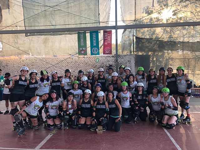 RollerDerbyLeon's tweet photo. Quimeras sí, quimerss sí, sí, sí, sí 🙏 
#MinervasMinervasMinervas https://t.co/prYpJumaMA https://t.co/jSJ06DvrHQ