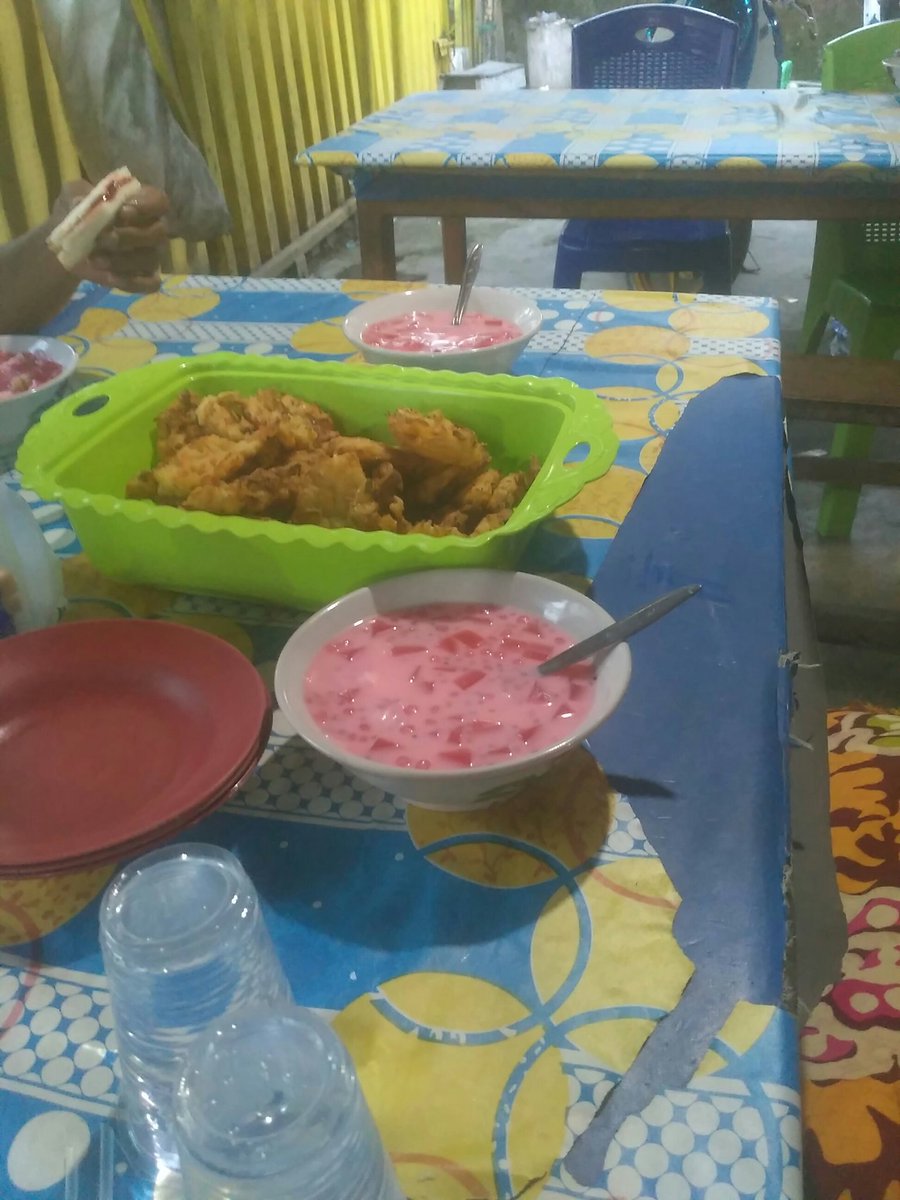 Ancha26742390's tweet photo. Selamat berbuka buat sodara seiman kami semoga berkah😘😘😘😘
#aminYarabbalAlamin https://t.co/kcDdsYnAe9