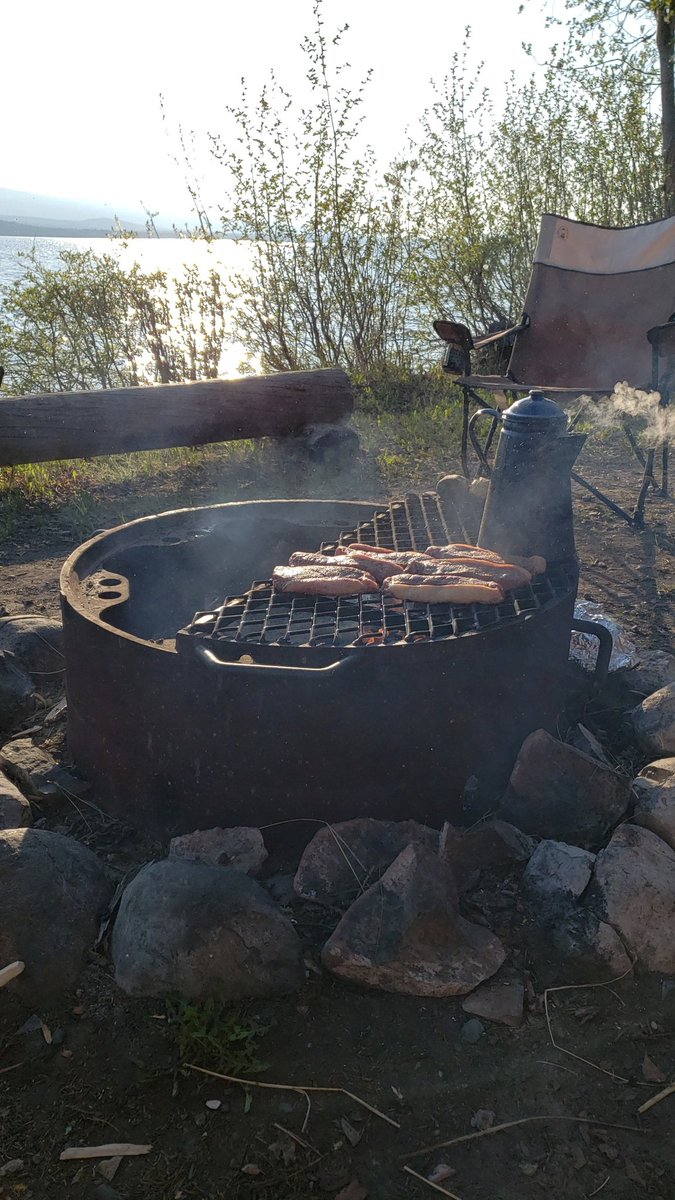 Dinner time. #CabinLiving