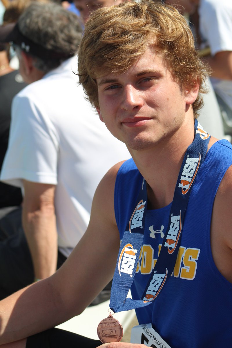 AOGirlsTrack's tweet photo. Congratulations to AO's  @MakailStanley who took home 3 medals today at @IHSAState Finals! Shout outs to St T's Boston Stewart who thrilled the crowd along w/ WL Champ J Tedford  &amp; MF  4x2 &amp; 4x4 &amp; N Holthaus.  MacArthur athletes had a good showing!   What a great day! https://t.co/3SIJqNnD7y