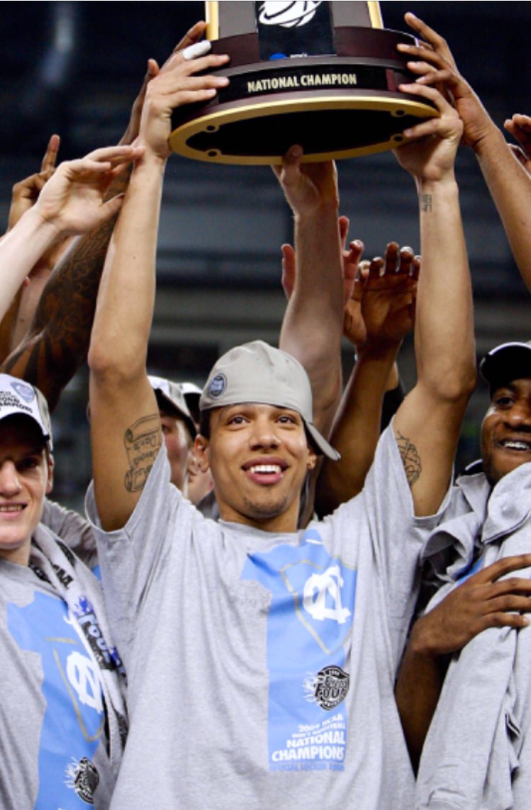 Ross Martin On Twitter Danny Green Always Goes Backwards Hat Slightly Askew
