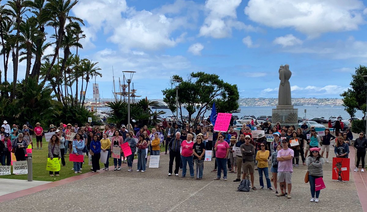 SDIndivisible's tweet photo. Young San Diegan emerges as new leader, running her first #StoptheBans Reproductive Freedom Rally today. With support from #Indivisible &amp; SD Women’s March, Natelina gave voice to our outrage &amp; hope that young people will engage in this fight like never before 💪🏼💪🏽💪🏿 https://t.co/LOlsIiR96W