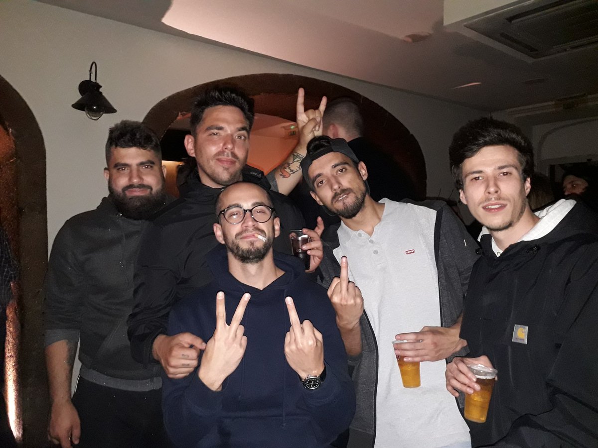 Quase que ficavam fora de água kkkkk  @zAvYcs <a href="/gaxyeh2s/">gaxye2s</a> <a href="/gaxyeh2s/">gaxye2s</a> <a href="/derpsw/">Rúben Barbosa</a> <a href="/h9CSGO/">João Matos</a>