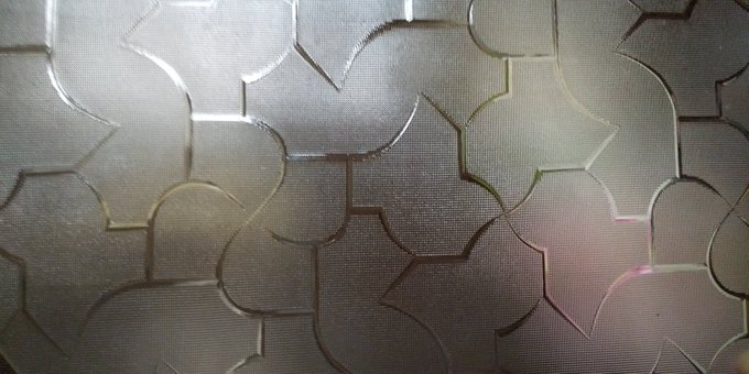 昔懐かしい「昭和型板ガラス」レトロ感がたまらんこのガラス、まだ家にある人が多いのでいろいろ集めてみた - Togetter