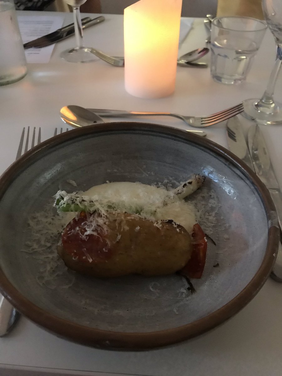 GeraldMccarthy0's tweet photo. Fantastic night @EMBERjohnCook . Lots of amazing flavours bouncing of my palate.Highly recommended.#topqualityfood #greatvenue https://t.co/lhUL3aIv1b