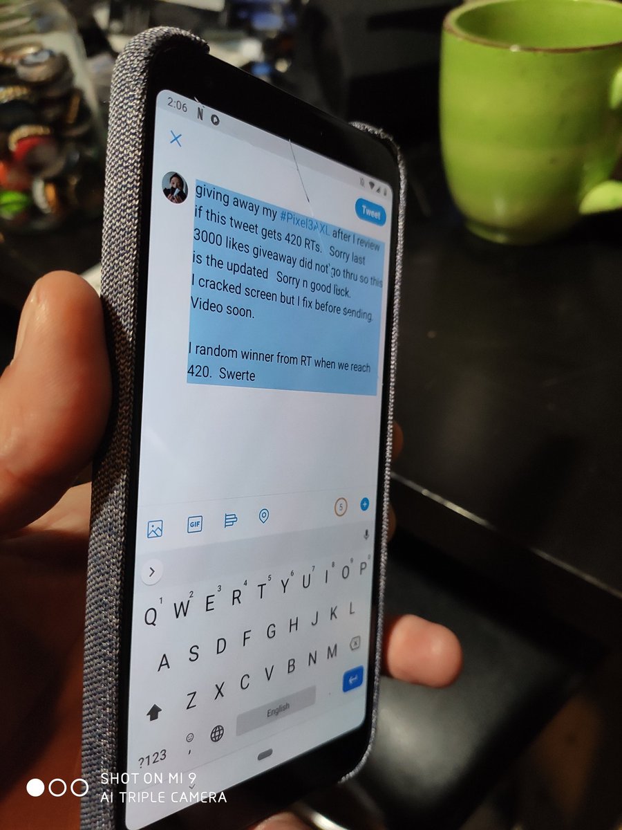 giving away my #Pixel3AXL after I review if this tweet gets 420 RTs.   Sorry last 3000 likes giveaway did not go thru so this is 2nd try.  Sorry n good luck.    
I cracked screen but I fix b4 send.   Video soon.

I random winner from RT when we reach 420.  Swerte #HighOnAndroid