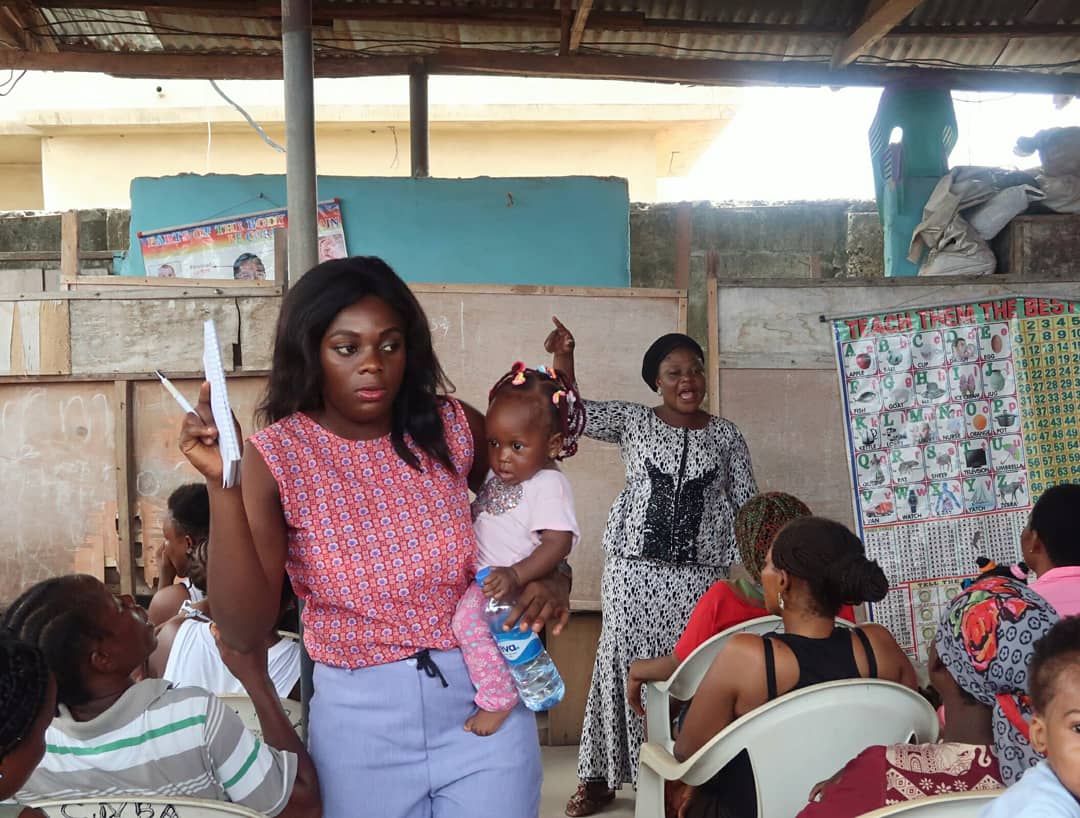 lsivconsulting's tweet photo. A successful sensitization program at our adopted community yesterday.
We are so grateful that @DSVRT sent their lovely representative Mrs Kemi to speak to the women on how to report abuse.
-
#adoptacommunity #DomesticViolence #UNICEF #womenempowerment #Communitydevelopment https://t.co/LPuMBfShUu