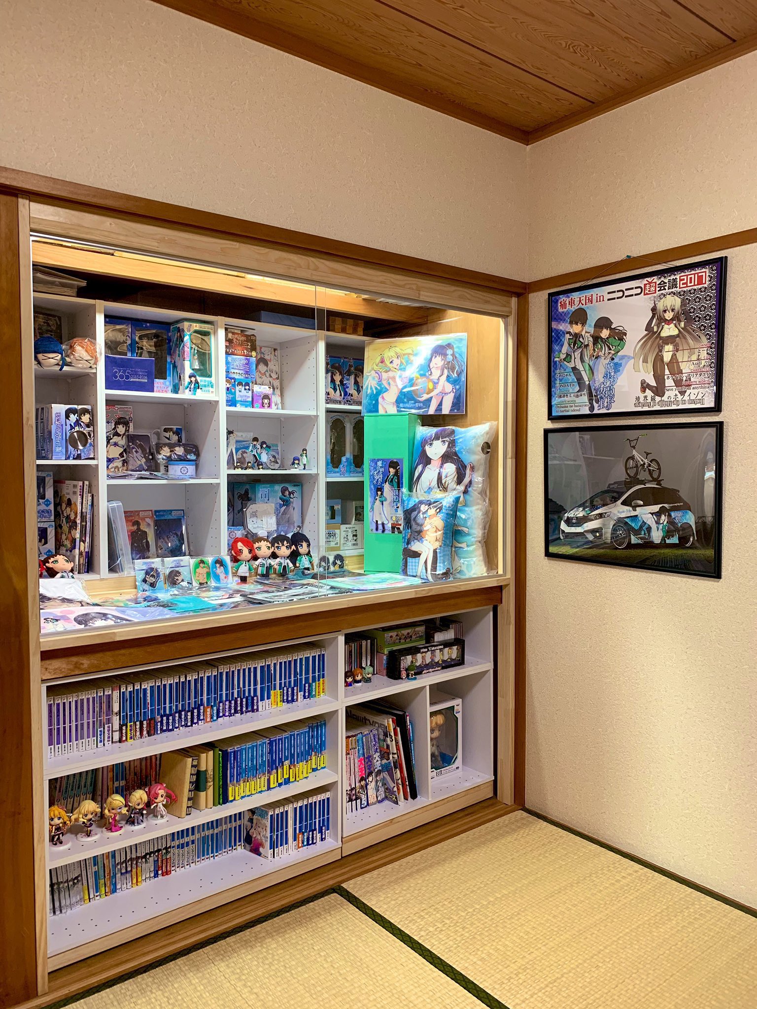 棚の中　気になるのあったらコメントしてくれれば値段つけます メルカリでコメントに気づかずに「横取り」購入してしまったら