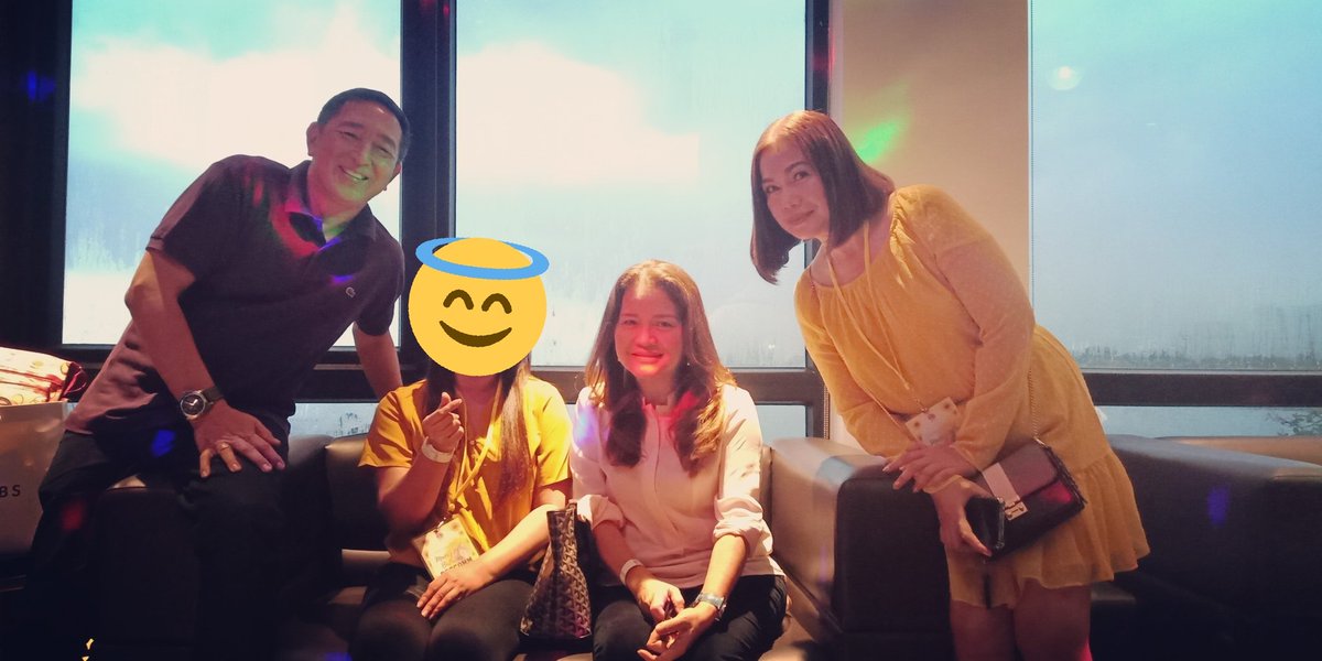 moiralouise2's tweet photo. Maraming salamat po nanay and tatay hehe @macmendoza75 💛
@kickgrl08 😜

#MaineMendoza 
#GoldenGirlMaineAt24 https://t.co/WXy23WxK4A