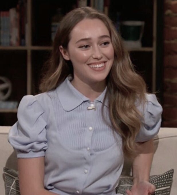 LexaGold1's tweet image. Cutest person alive 😍😘❤
#PureAngel #AlyciaDebnamCarey