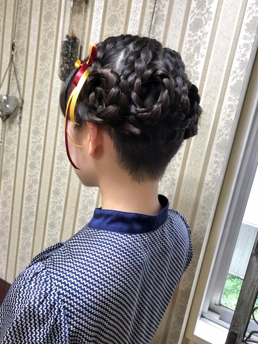 シャンテグラム בטוויטר ヘアアレンジ紹介 編み込みアレンジ 元の髪の長さは 表面が肩くらいの長さで 襟足 後頭部あたりは刈り上げているスタイルです シャンテグラム בטוויטר ヘアアレンジ紹介 編み込みアレンジ 元の髪の長さは 表面が肩くらいの長さで 襟足 後頭部あたりは刈り上げているスタイルです