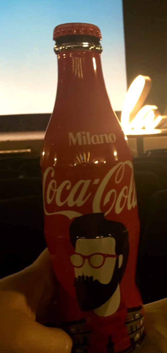 Madelfine's tweet photo. “la Hipsterìa” di Milano sempre nel cuore ❤️ #RaccontaLA #raccontaLA #LaContentAcademy19 https://t.co/3S9uOuK8la