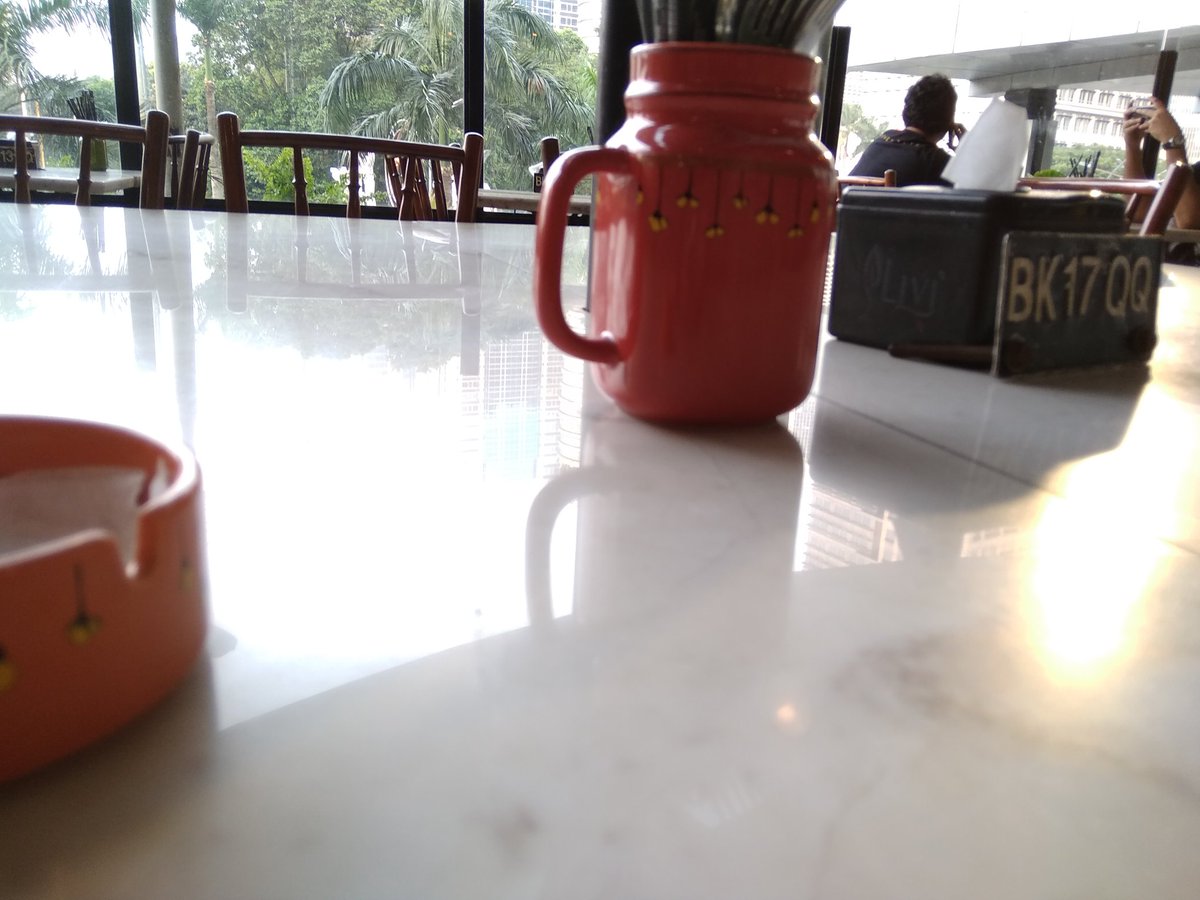 asik kali yak klo bertukar ilmu nyambi buka bareng in the sky
kuy ah di sokin QQ lt 2
sekutttt...