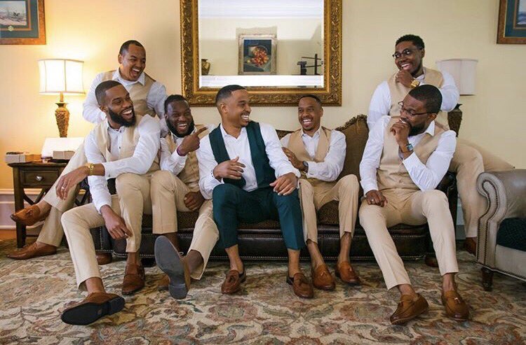 ShawsCovenant's tweet photo. You are the company you keep. 👥 #Tailored #Groom #ShawsCovenant https://t.co/fafDuly3Cm