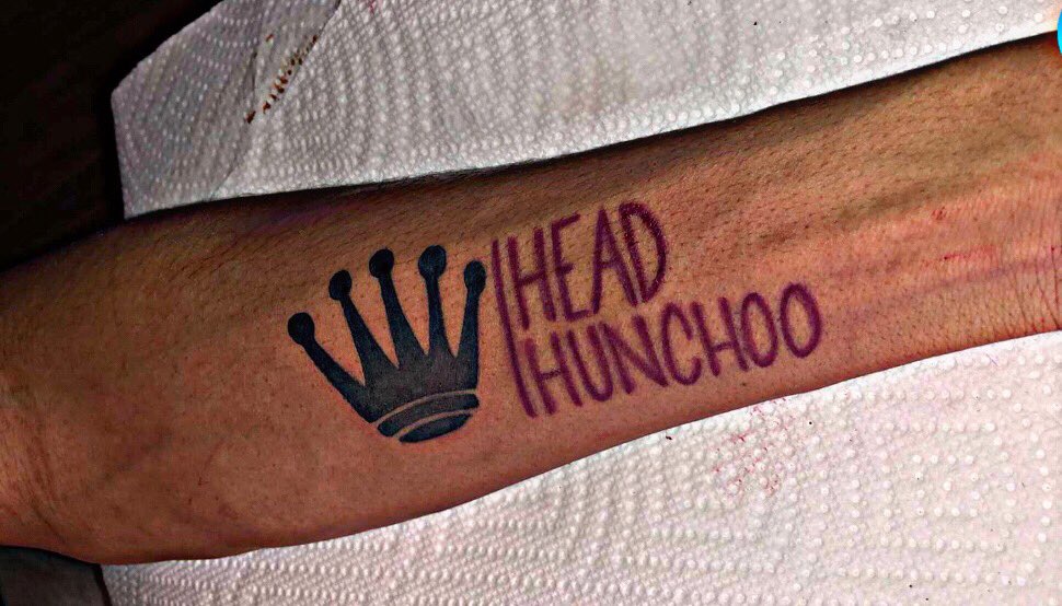 head__hunchoo__'s tweet photo. 💉OFFICIAL💉 ♛| HEAD HUNCH🅾️🅾️ S/O @taysmoov_ 💉😈🔥 Go Fw her definitely be going crazy wit the Tats🅿️ #headhunchoo #hunchoo #taysmoovtats #ginuyent #tatted #official #logo #chicago #gangin #inkedup https://t.co/PmqXJCSYQd