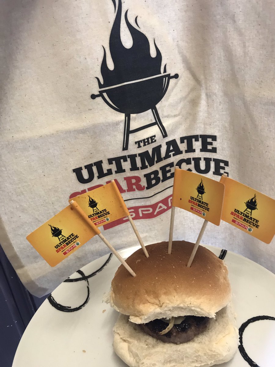 NicolaTurtle's tweet photo. @ComeRound #SPARbecue #plainburger = #moreflags #party https://t.co/BKpWlPZA7k