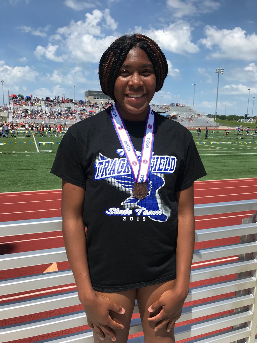 LSWGirlsTF's tweet photo. Cydney Banks earns her 1st All-State Honor placing 8th in the Shot Put with put of 40-2.75!! Congratulations! ⁦@MoMileSplit⁩ https://t.co/yn6kKDbpej