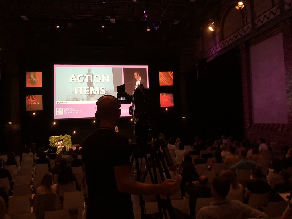 RJGrahamJR's tweet photo. Using humor... no one was ever fired for a bad joke. Don’t confuse a bad #joke with an inappropriate joke. @drewtarvin @commssummit Day 2 of  European Communications Summit 2019 #Berlin #ECS19 @eacdonline #badjoke #Trust #Evolve #Create #Humor #ideas @codimag #ECS2019 #humour https://t.co/wjelacfZXK