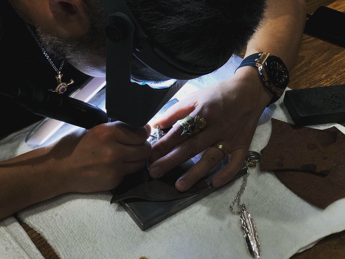 COSTSSTORE's tweet photo. Taro Washimi x vinavast x COSTS POP-UP STORE. Really appreciate your visits and hope you enjoy the craftmanship brought by @TaroWashimi and vinavst . 
-
#costs #costsstore #shenzhen #upperhills #L3T3040 #tarowashimi #鹫见太郎 #vinavast #tarowashimixcostsxvinavast #popupshop https://t.co/4cZRxH0oIh