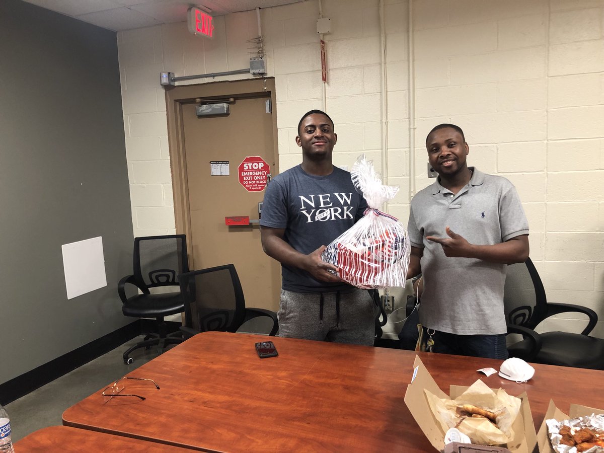 JuniorP0101's tweet photo. Thank you Barington for your service to our country. We appreciate you and all you do nightly. ⁦@NalineeHobert⁩ ⁦@FelixRamirezD82⁩ ⁦@PamelaASDS⁩ ⁦@LeeneyT⁩⁦@trustinbryant⁩ https://t.co/eoQhMqAmsa