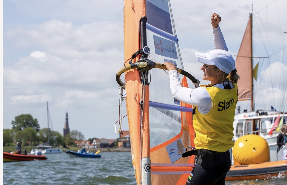 liliandegeus's tweet photo. Winning the @medemblikregatta for the first time🥇Amazing week with family, friends and sponsors. 

📸 @sandervanderborch.photography 

#winning #homewater #gold #medal #medemblikregatta #racing #windsurfing #foiling #worldline #excelerators #brunotti #revo #liv https://t.co/sIabjNWcyo