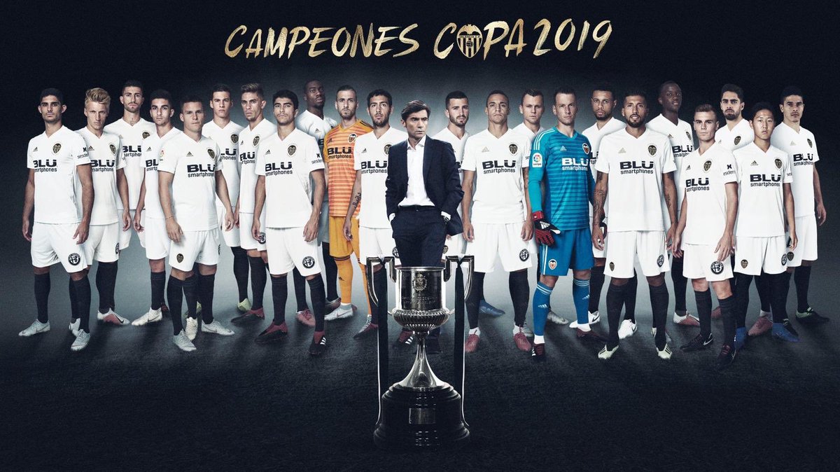 AlvaroNegredo9's tweet photo. Valencianistas!!! Enhorabuena por el título!!! Una Copa que redondea el año del Centenario! Amunt @valenciacf https://t.co/l3vVEp9Zix