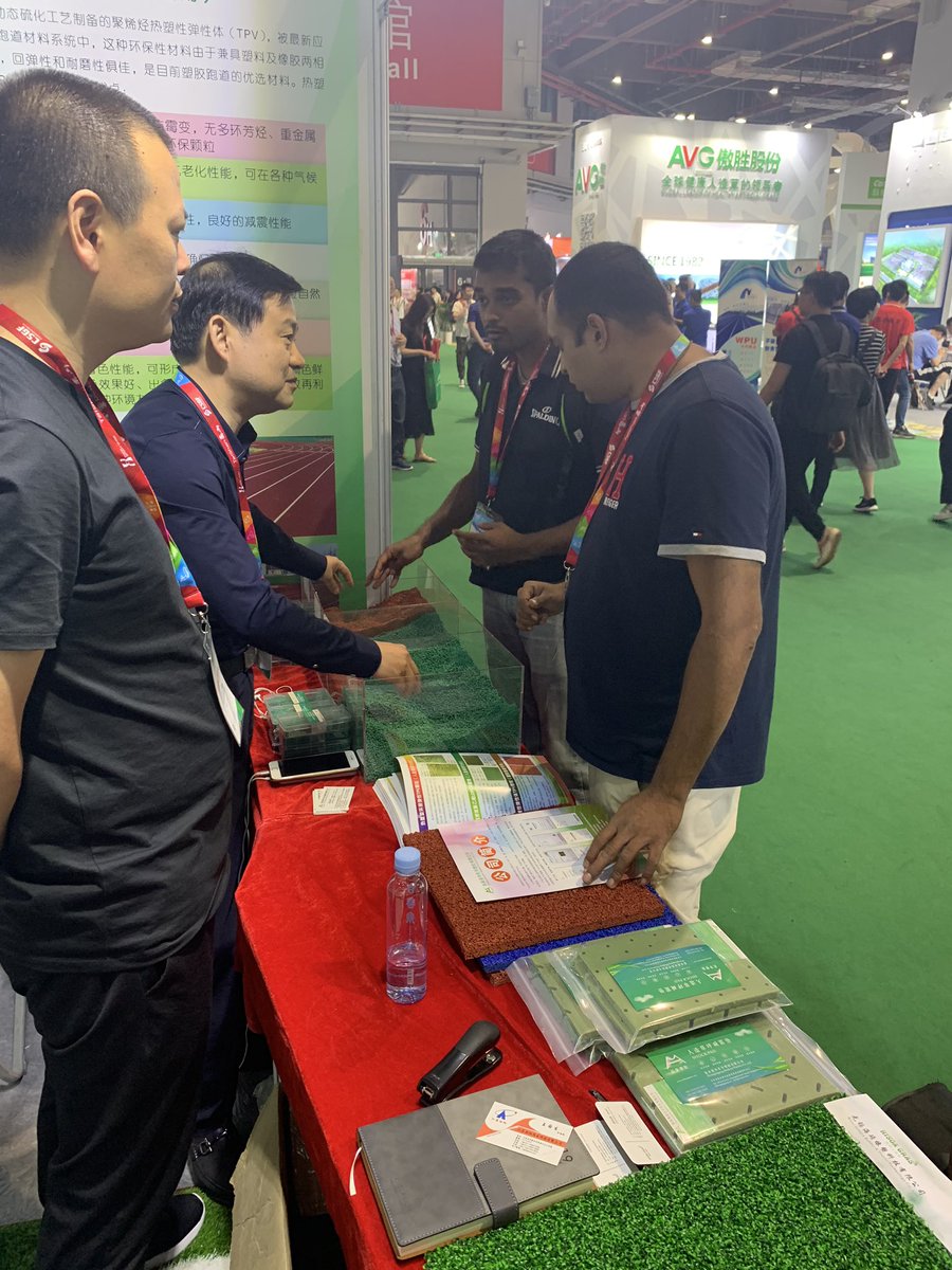 ChristineGu3's tweet photo. HISOA Grass-China Sports exhibition in Shanghai successfully ended. Thanks to our team https://t.co/1jYT9siDvc
