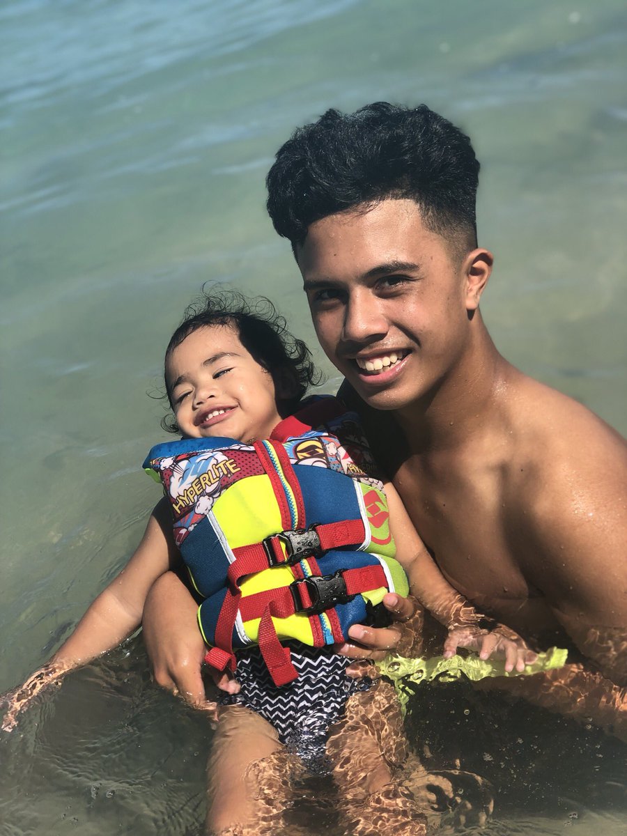 ladypalamo's tweet photo. Beach day yesterday with my favs ❤️ #MySamoa #AuntyTaliasBabies https://t.co/nbZQdtVJrN
