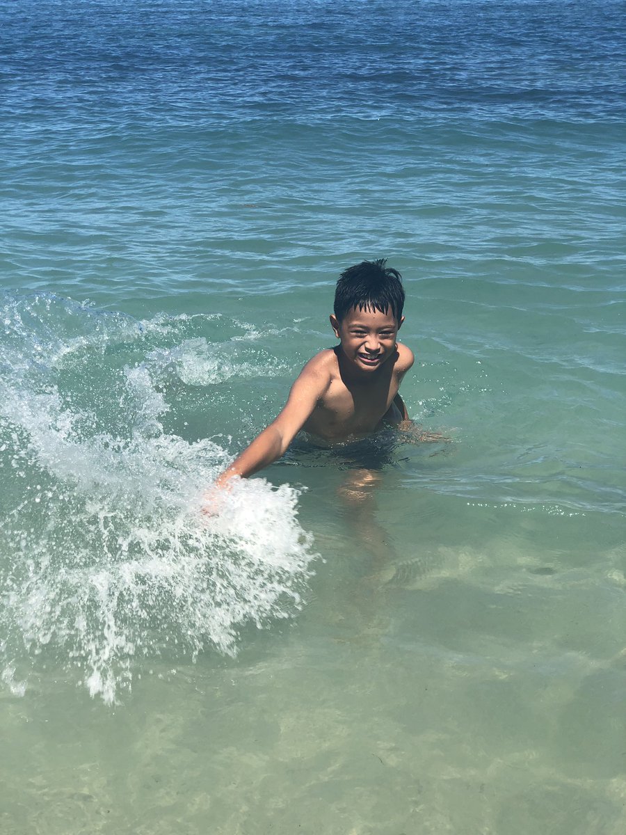 ladypalamo's tweet photo. Beach day yesterday with my favs ❤️ #MySamoa #AuntyTaliasBabies https://t.co/nbZQdtVJrN