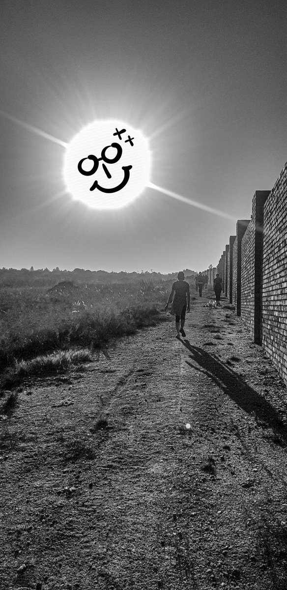 sliqric's tweet image. Sunday run done 🥇

#hacktime with @devchattv