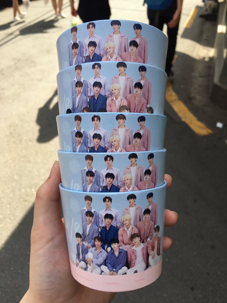 mide_1103's tweet photo. @2019_SVT_UNION 
세븐틴분들이 데뷔 4주년 축하해요!! https://t.co/Ws82T11Ive