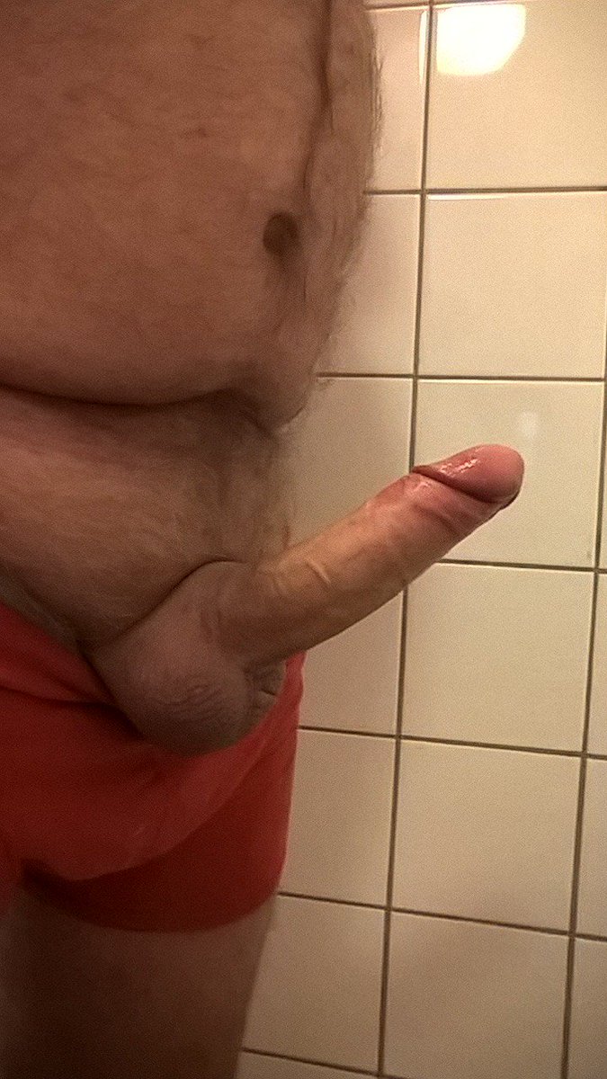 peters_dk's tweet photo. Bored and horny at work.. taking a bath room break

What am I supposed to do about this..

❤️ or RT if you would give me a helping hand..

#BWC #TeamUncutCock https://t.co/aQ4uiA4kFH