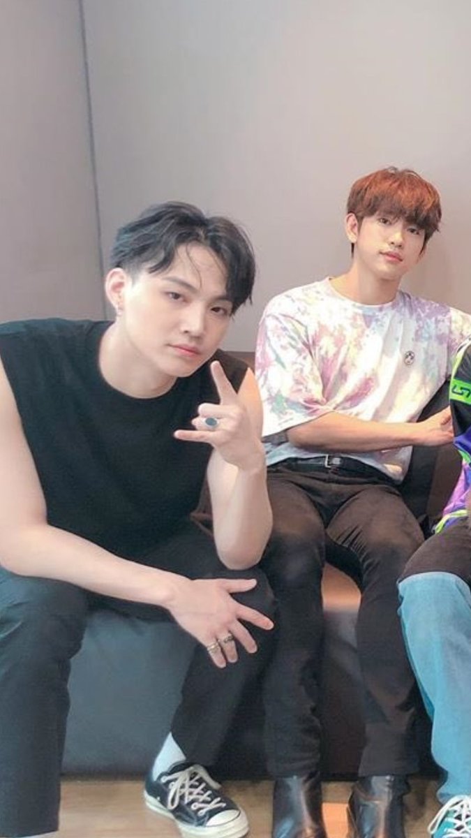 JJ_shipper94's tweet photo. ร่างหนาร่างบางในฟิค กะคือใช่แล้วป่ะ 
#bnyoung #ปมนยอง https://t.co/SOvySmA9vv