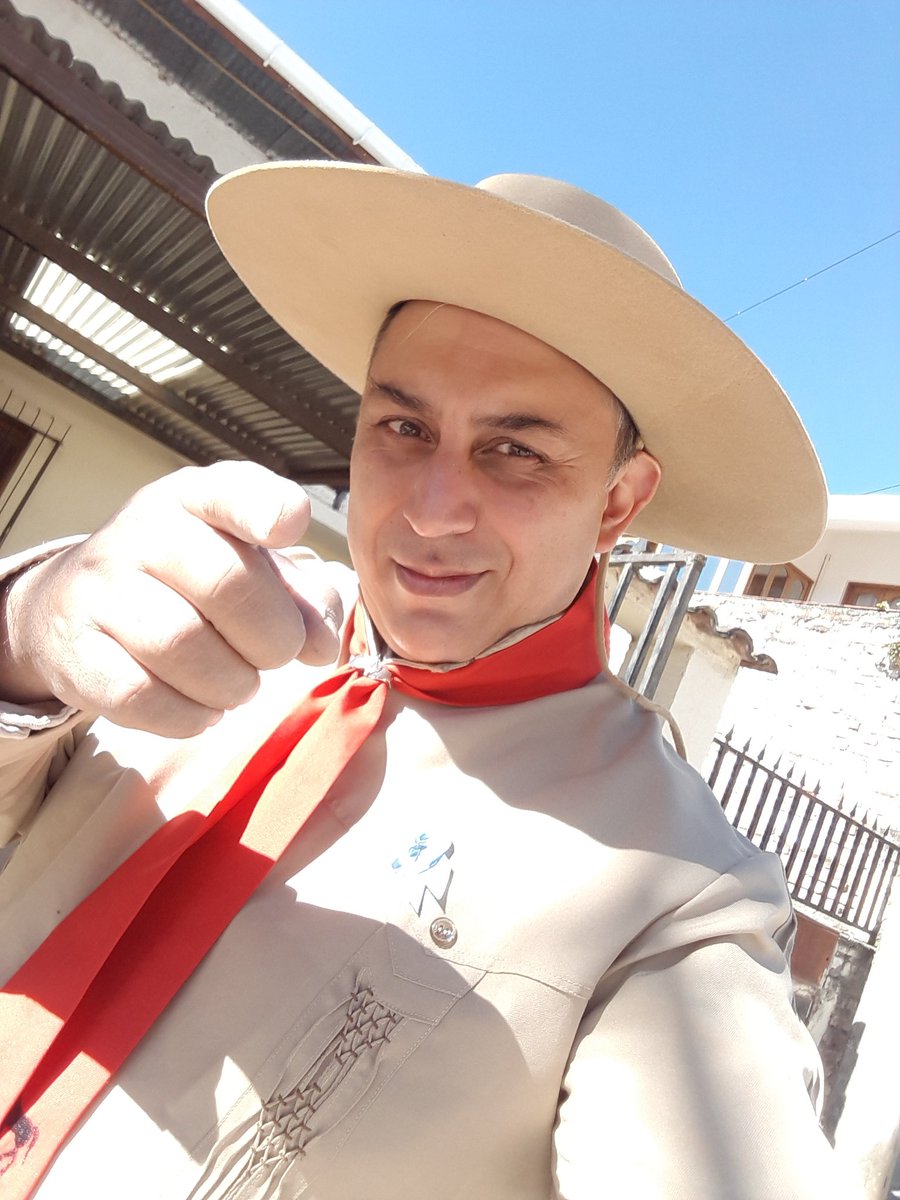 agenda_gaucha's tweet photo. #HayNomas #25DeMayo Viva La Patria https://t.co/JKaiT0pCsD